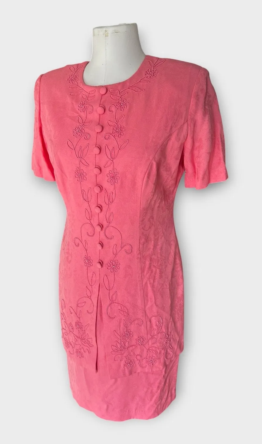 Vintage 80s Karin Stevens Pink Embroidered Knee Length Shift jacket Dress sz 10 - Image 1