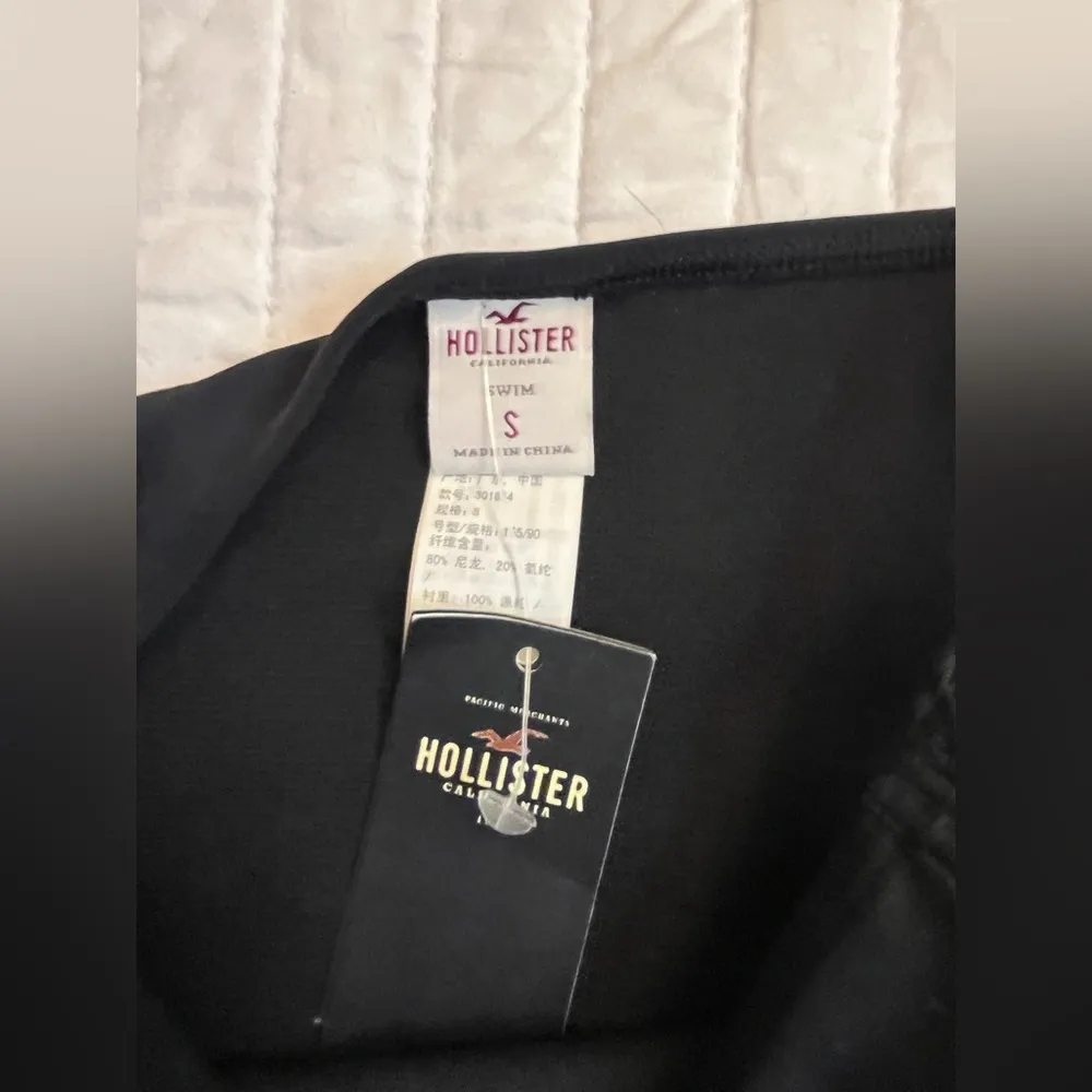 hollister high waisted swim bottoms NWT - Image 2