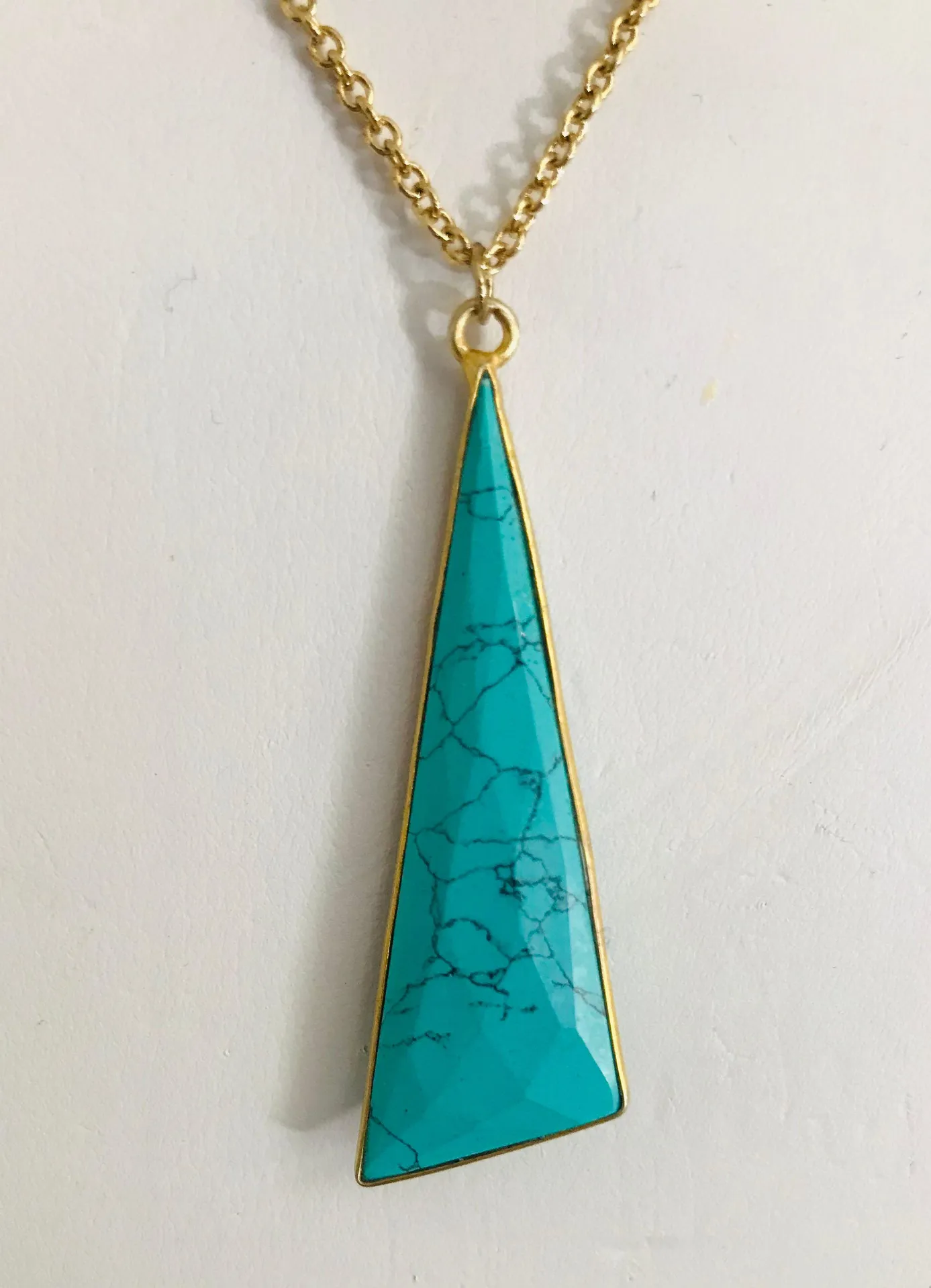 Turquoise colored Howlite Necklace  - Image 2