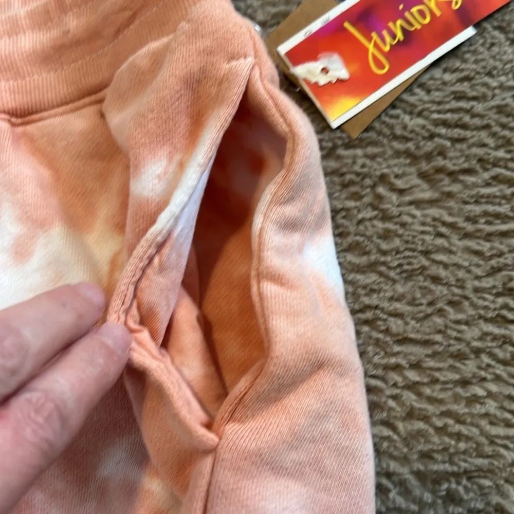 shorts tie dye color: Peach/White Size M (junors) would fit M women NWT - Image 4