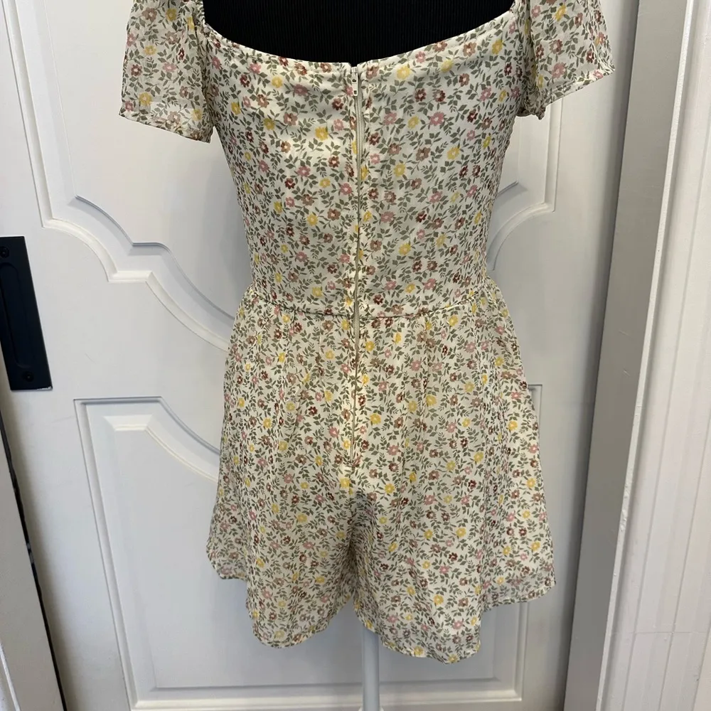 Altar’d State Floral Tie-Front Flutter Sleeves Romper Pink Yellow NWOT - Image 6