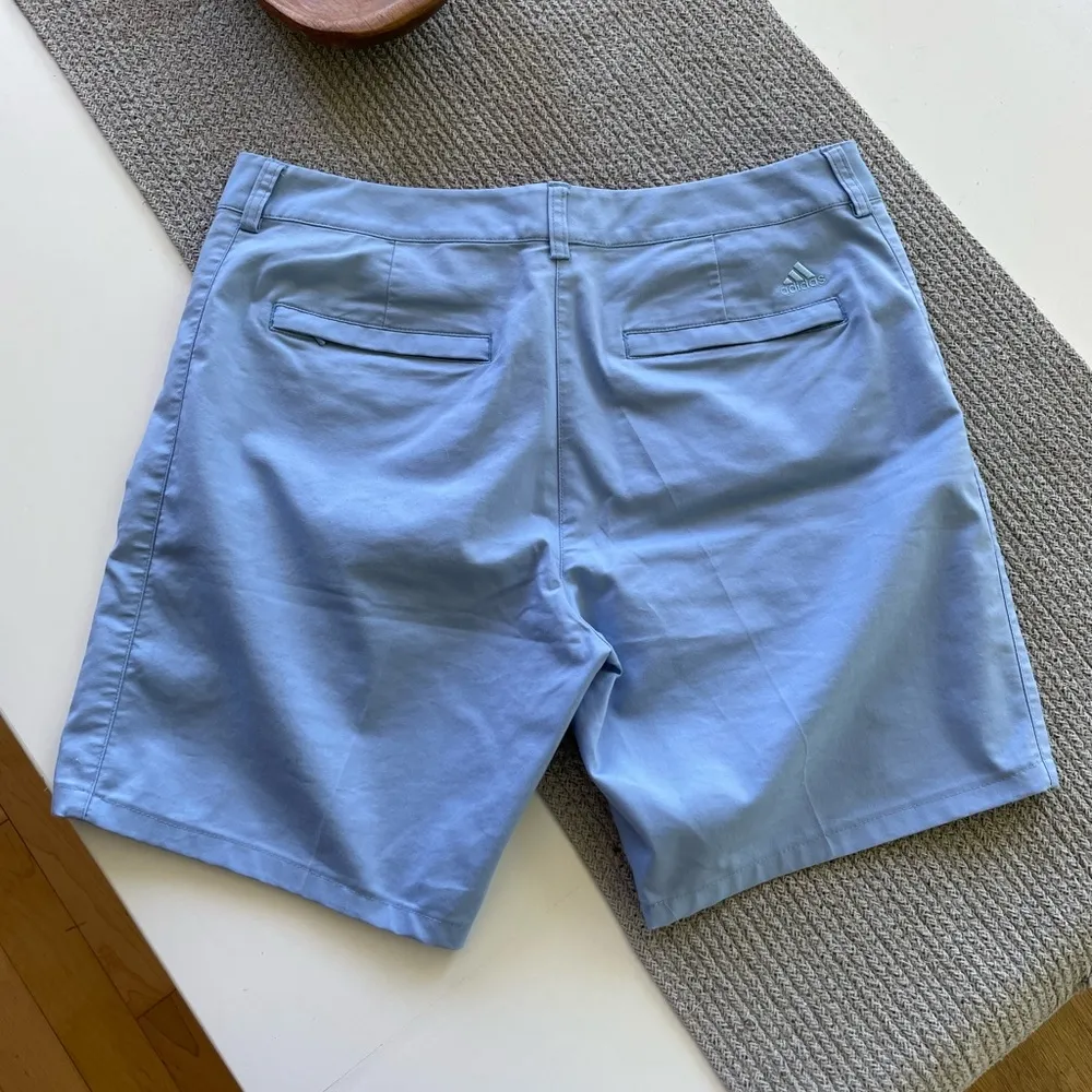 Adidas Ultimate Club 7” Stretch Bermuda Golf Shorts Powder Blue Size 8 - Image 4