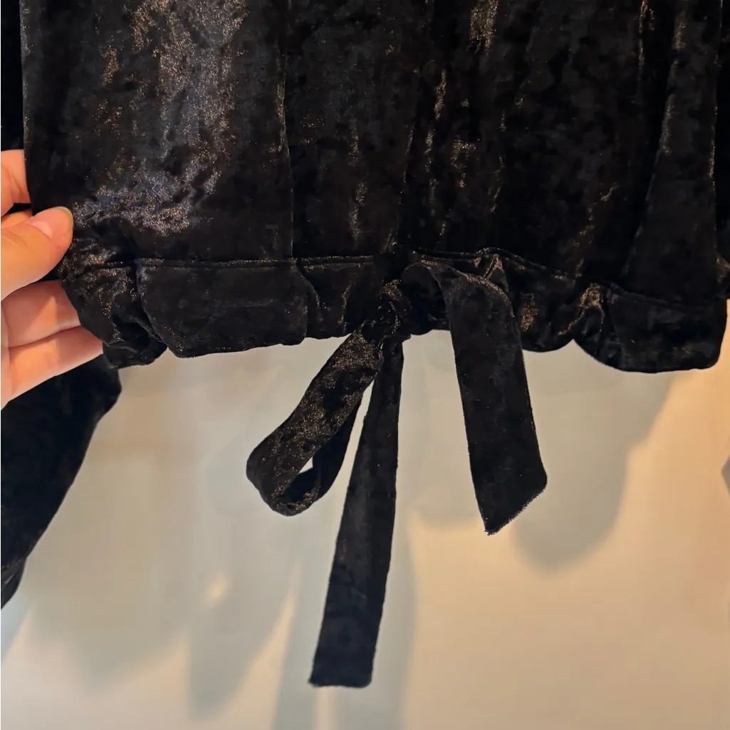 Cotton Candy Black Velvet Wrap Blouse Size M - Image 6