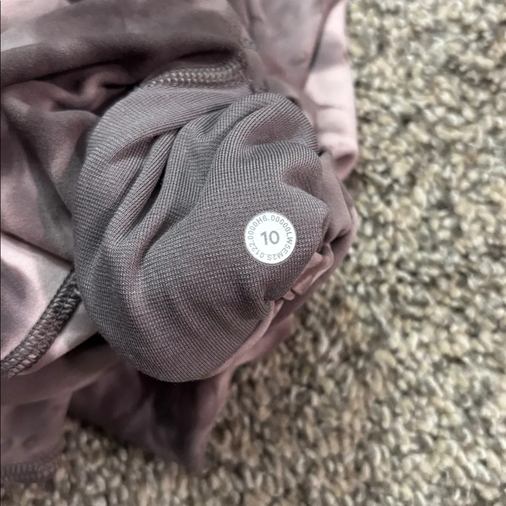 Lululemon Align Super-High-Rise Pant 28" size 10 - Image 4