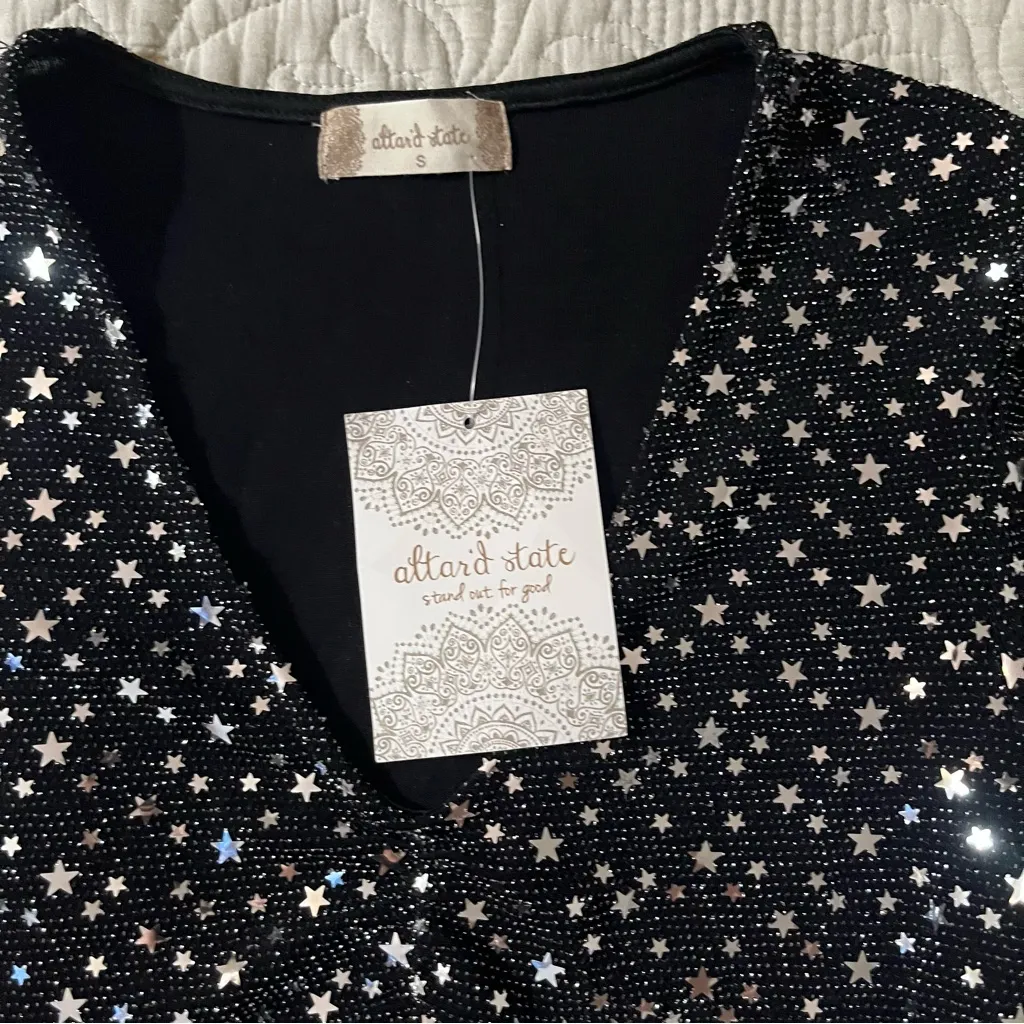 Altard State bishop sleeve embellished star long sleeve shirt size small - Image 2