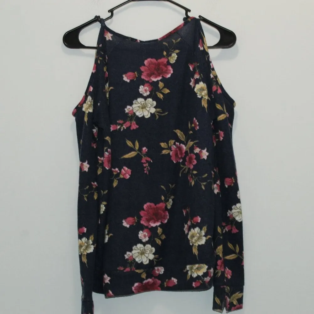 Rue21 Cold Shoulder Floral Top Size Small - Image 2