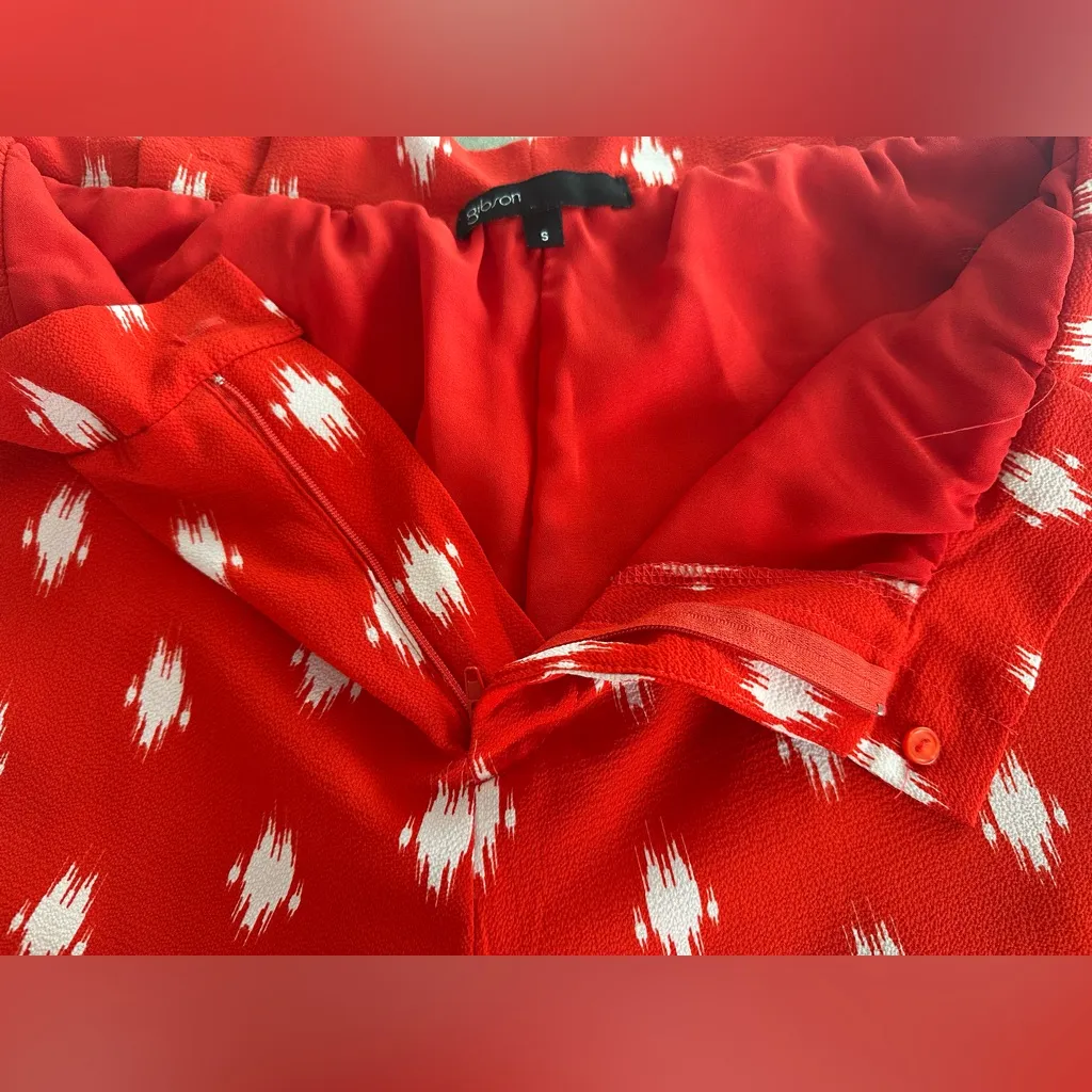 Gibson Red Ikat Print Shorts | High-Waist Flowy Style | Size Sm (1131) - Image 7