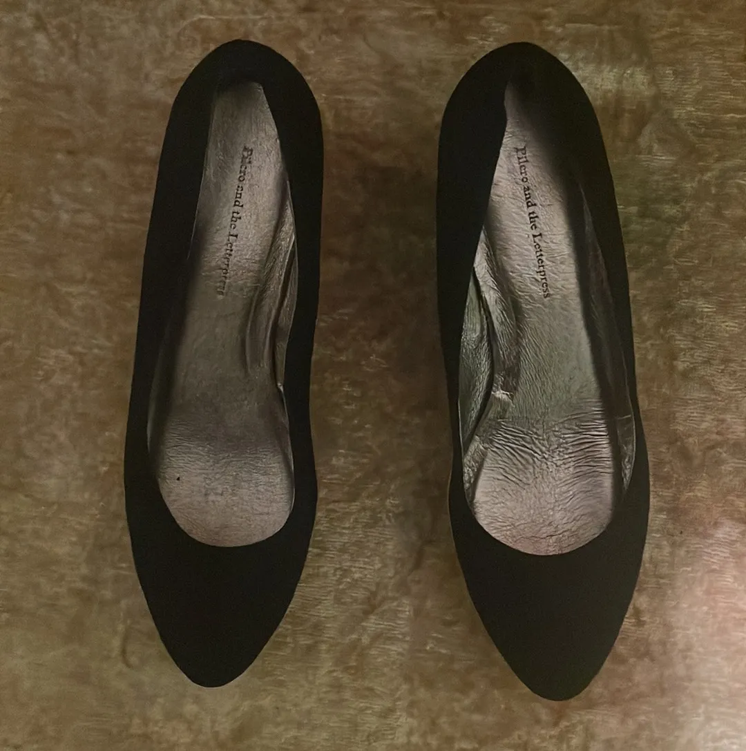 Pilcro & the Letterpress ANTHRO Black Tan Trim 2.75” Wedge Heels $150 VGUC 7 - Image 5