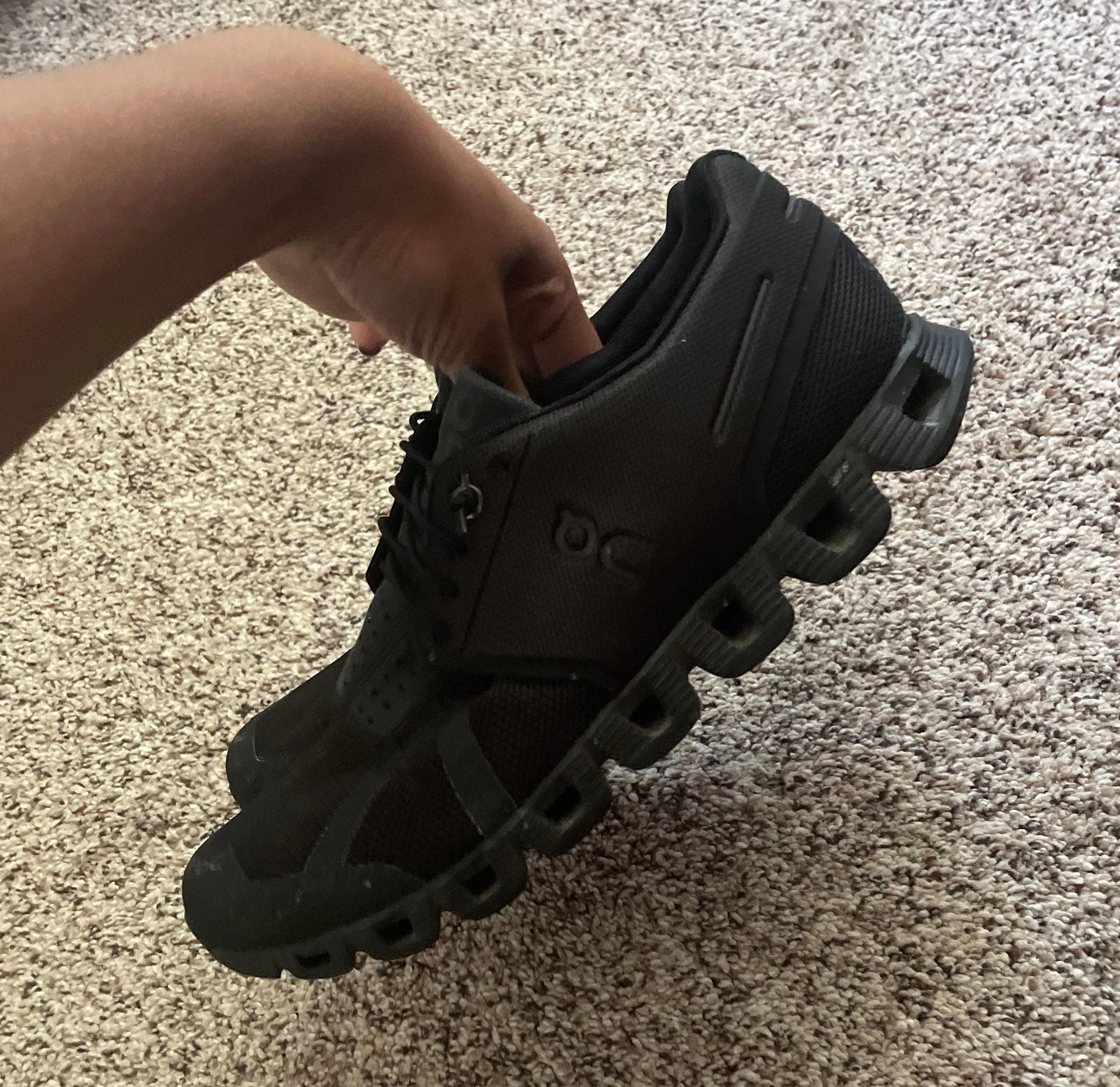 On Cloud  Running Shoes - Image 2