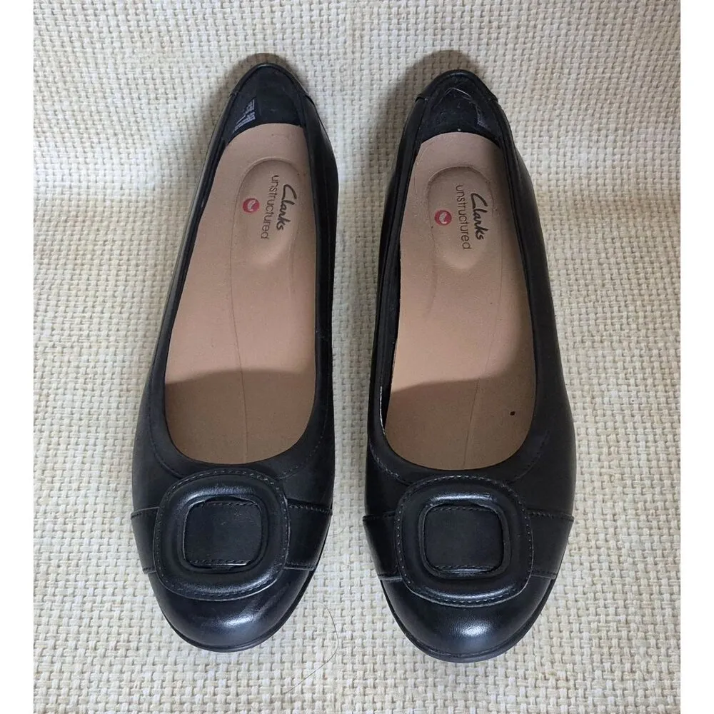 Women's Size 7 Clarks Un Blush Cove Black Leather Ballet Flat Buckle Toe Comfort - Image 2