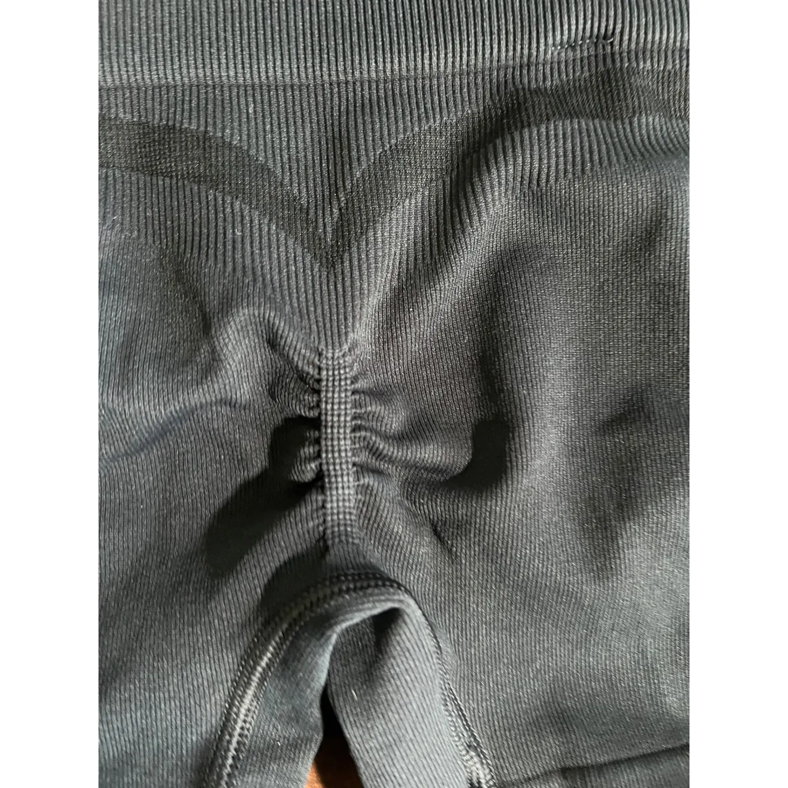 Gymshark Women's Black Seamless High Waisted Athletic Training Shorts - Image 6