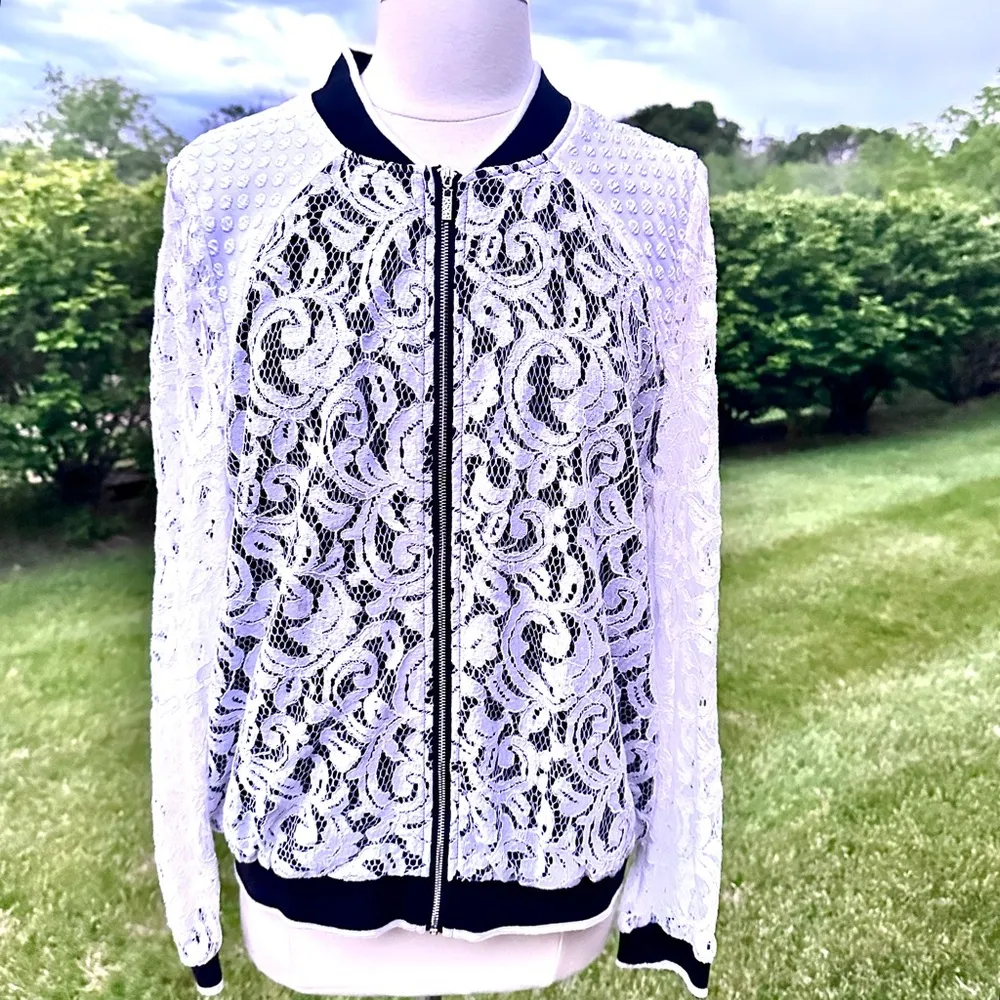 Kenzie White Lace Zippered Jacket - Image 2