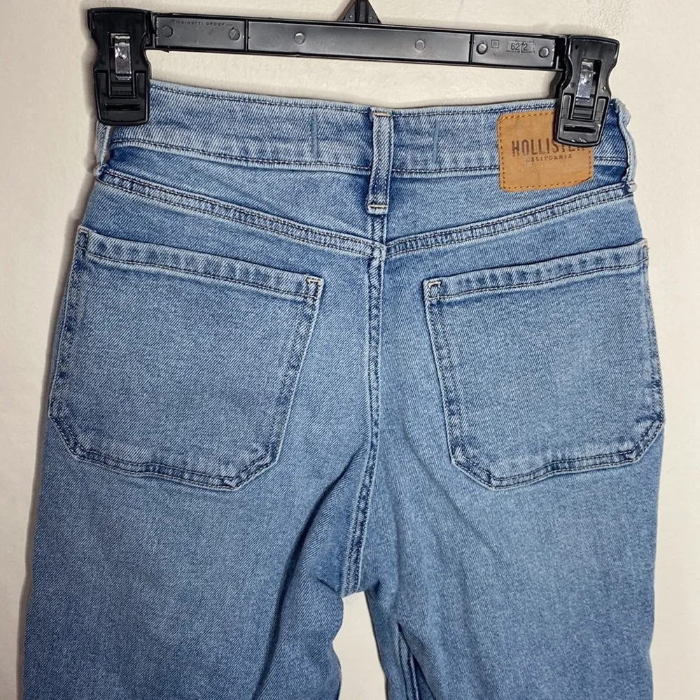 Hollister ultra high-rise mom jeans vintage stretch front flap pockets size 00 - Image 4