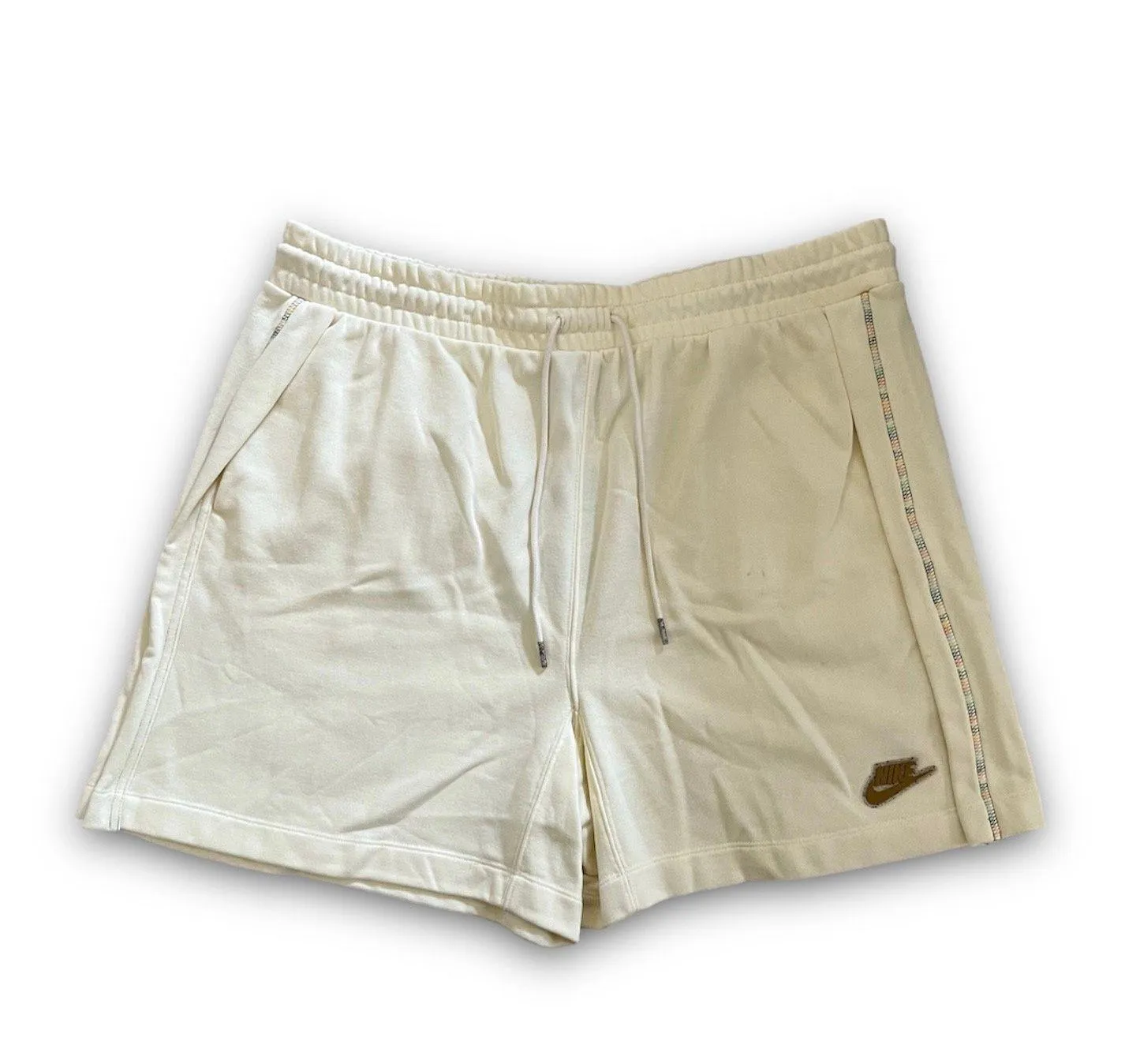 NWT  Sportswear Short Earth Day FT - Image 2