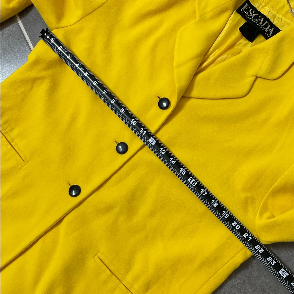 Vintage Escada Angora Cashmere Blend Jacket size 36 Yellow - Image 7
