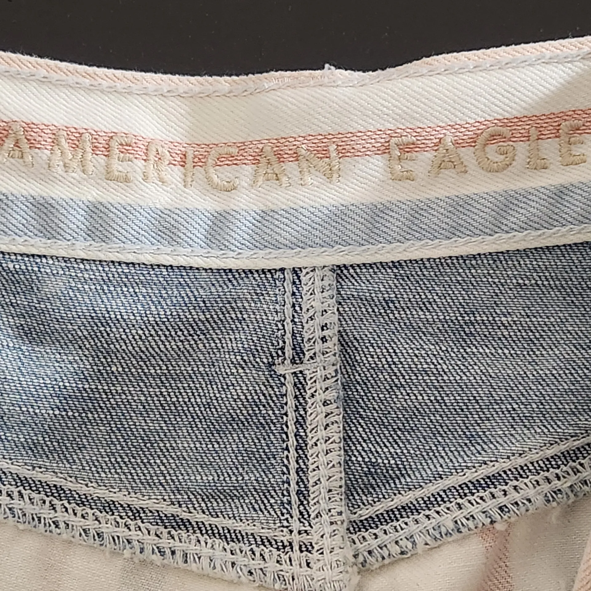 American Eagle Striped Denim Cut-Off Shorts Size 6 Striped AEO Mom Shorts - Image 6