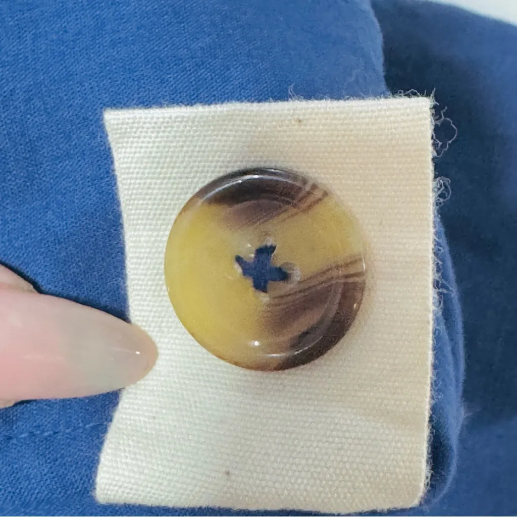 mille Women's Maxwell Short in Navy Linen - Image 8