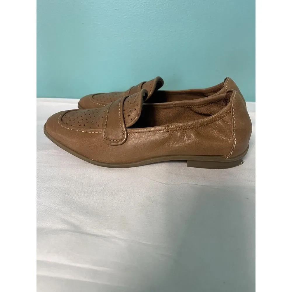 Clarks Womens Brown Perforated Leather Moccasin Loafers Size 6. S-319‎ - Image 4