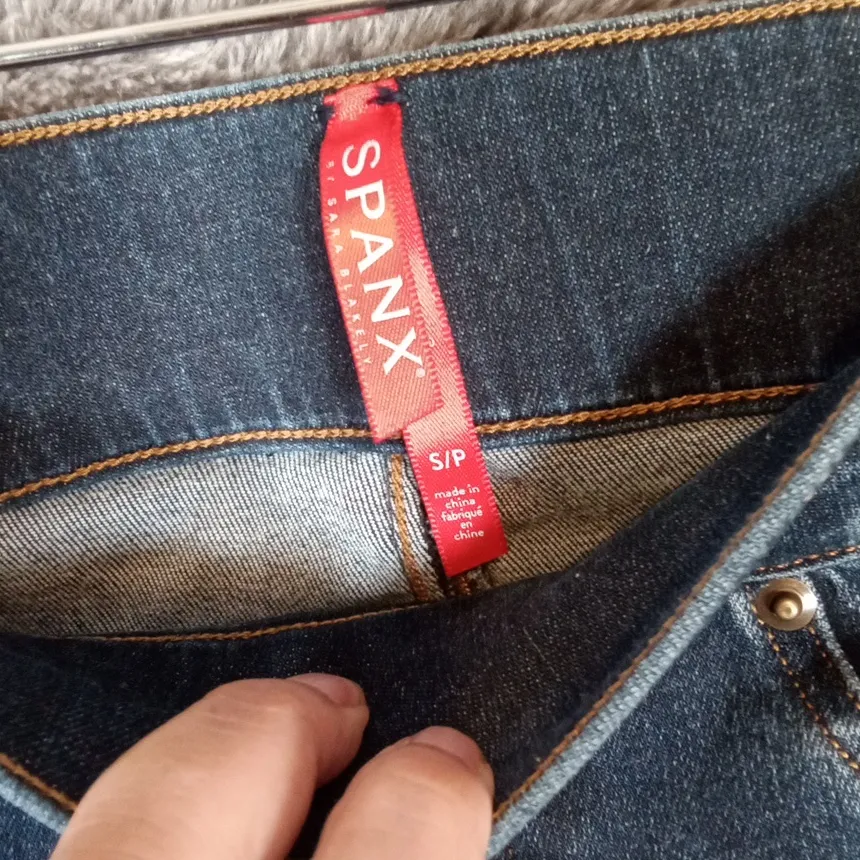 SPANX Flare Jeans Pull Over Tummy Control High Rise  Womens S/P - Image 3