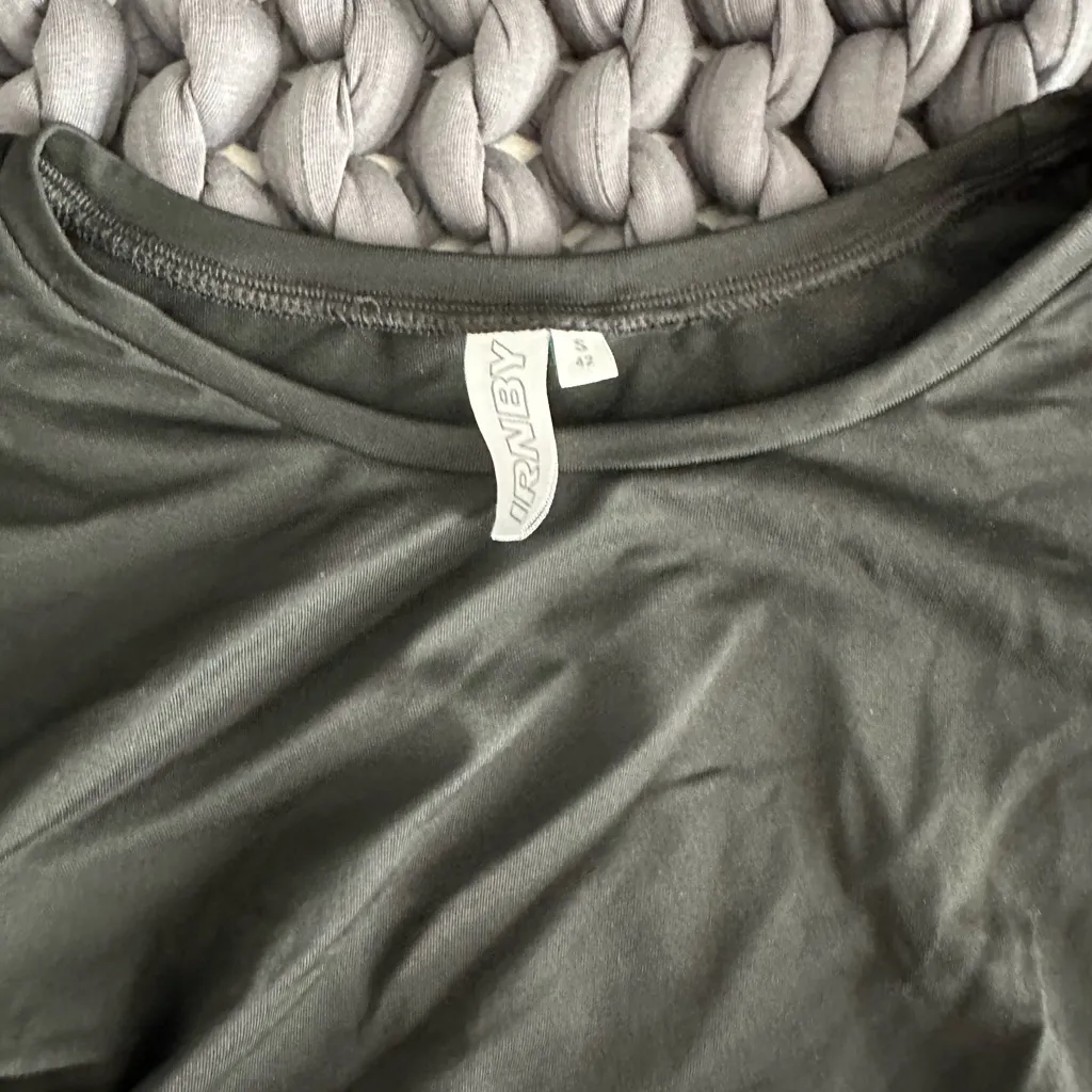 IRNBY Charlotte Black Long Sleeve Cut-Out Top - Image 5