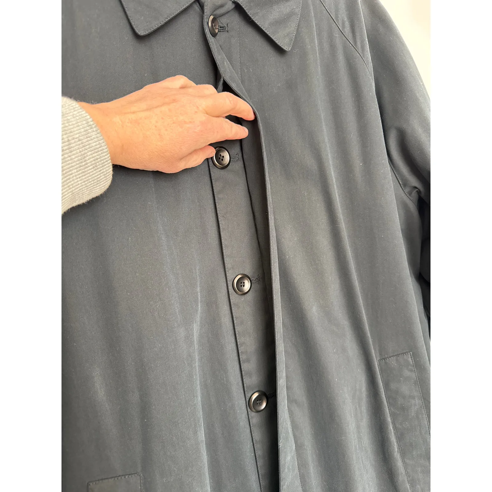 1990s Giorgio Armani black Italian trench coat XL-XXL - Image 8