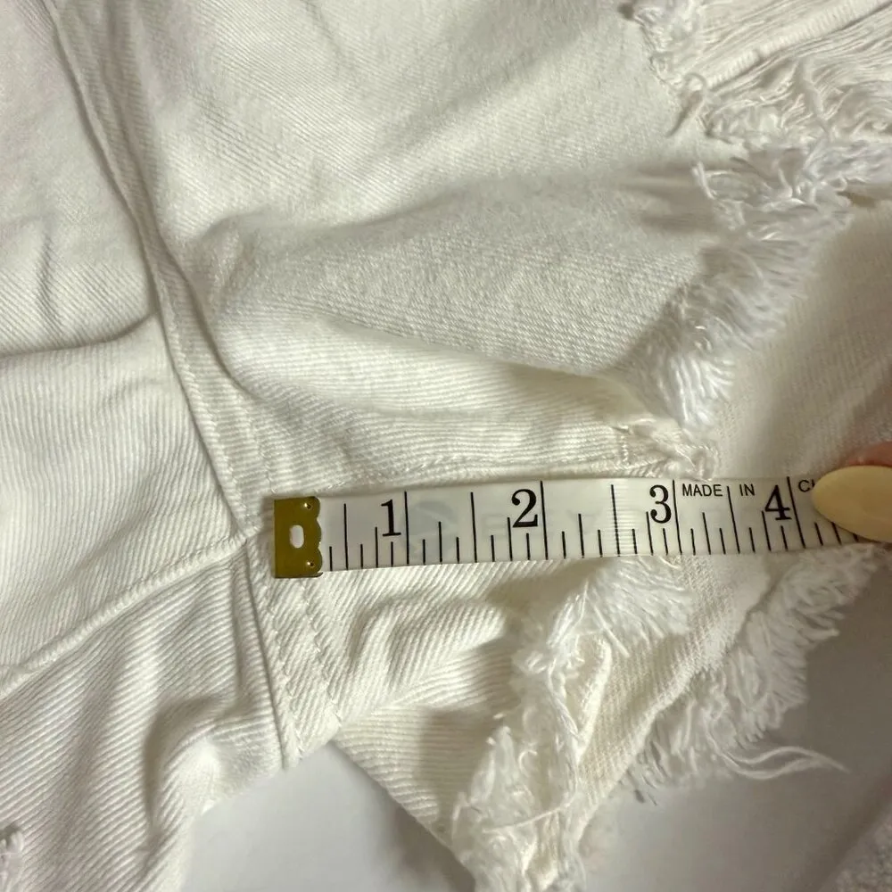 *NEW* Savannah Jane Rhinestone Denim Shorts White Size 1X - Image 9