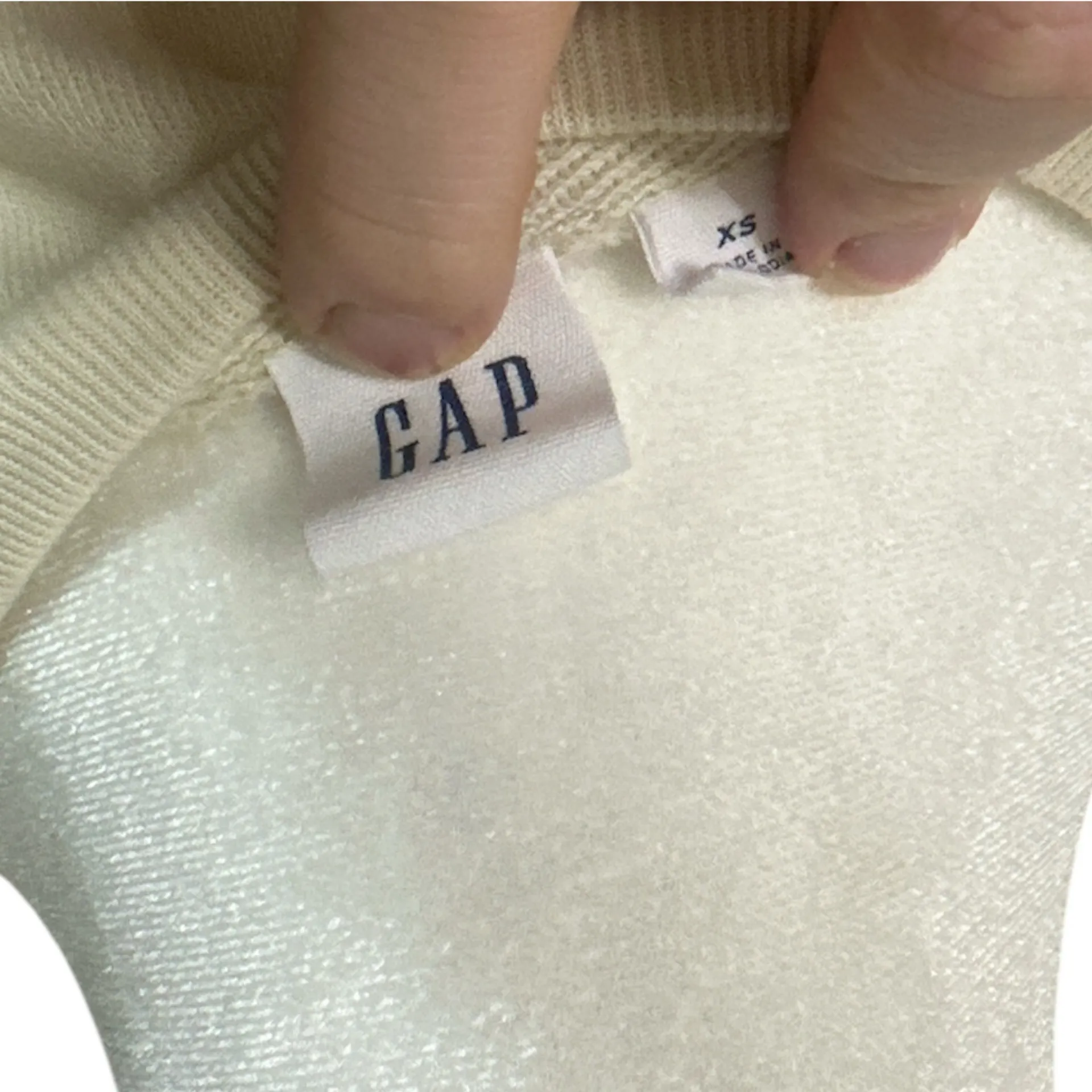 GAP Vintage Soft Henley Sweatshirt - Image 6