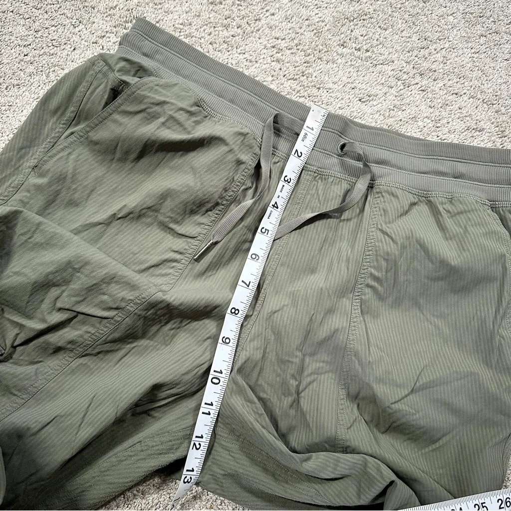 Lululemon Dance Studio Relaxed-Fit Mid-Rise Cargo Jogger Pants in Army Green M - Image 12