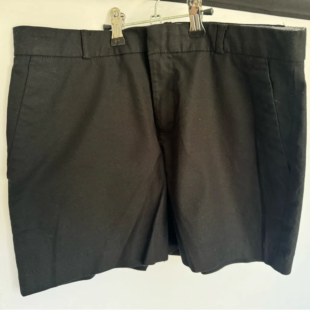 Banana Republic Flat Front Chino Shorts 5" Size 4 NWT‎ - Image 2