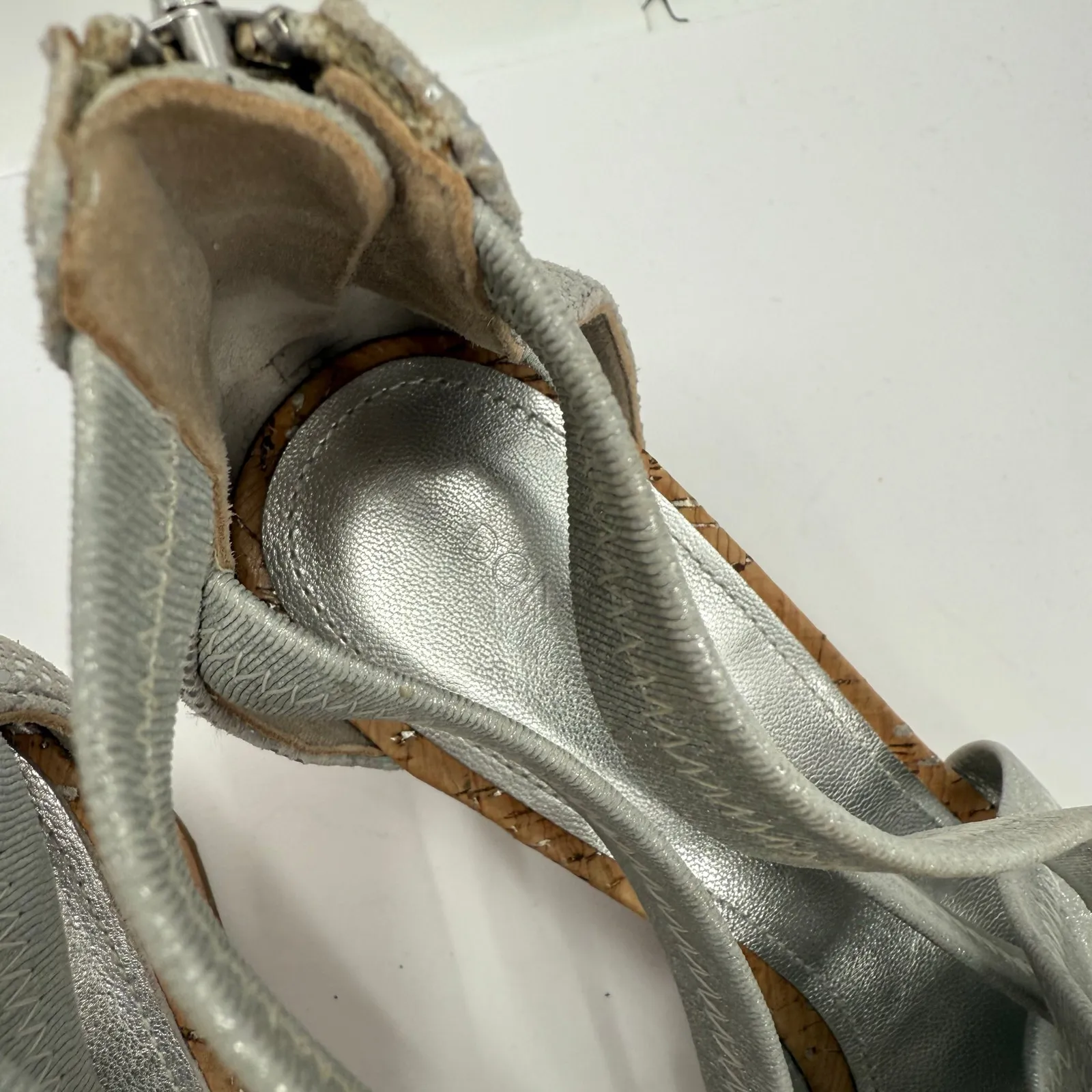 Donald J. Pliner Jemi SZ 8 Strappy Wedge Sandal Silver Metallic Cork Back Zipper - Image 5