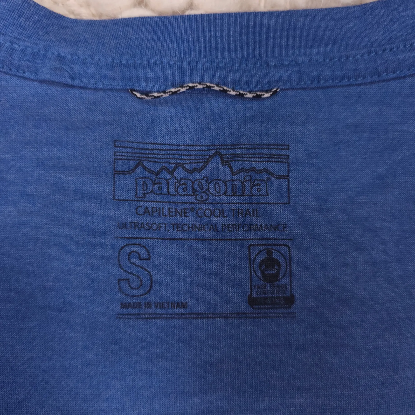 Patagonia Capilene Cool Trail Tee Blue Sz Small - Image 6