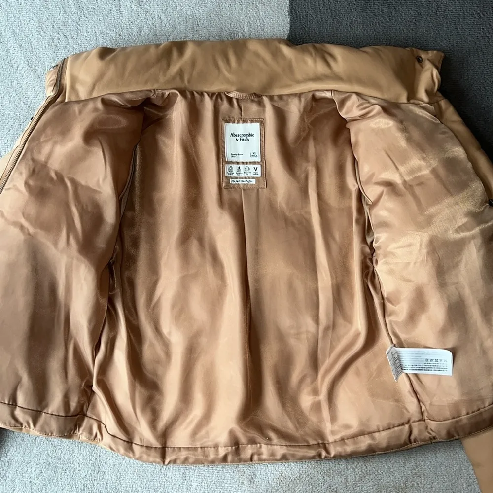 Abercrombie & Fitch Mini Puffer - Image 5