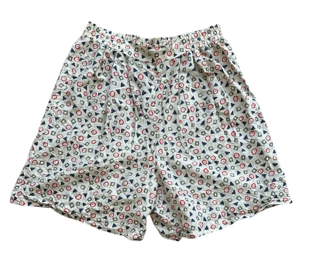 VINTAGE 100% SILK Options Melrose Geometric Print Pleated Shorts Womens Medium Red - Image 1