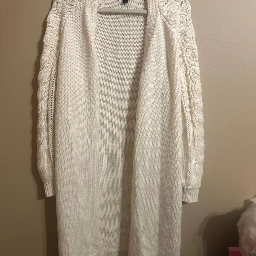 Cable Knit Sleeve Open Cardigan - Image 3