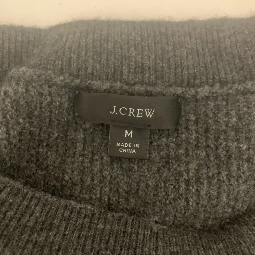 J Crew Charcoal Gray Crew Neck Wool Alpaca Raglan Sleeve Sweater Size M - Image 2