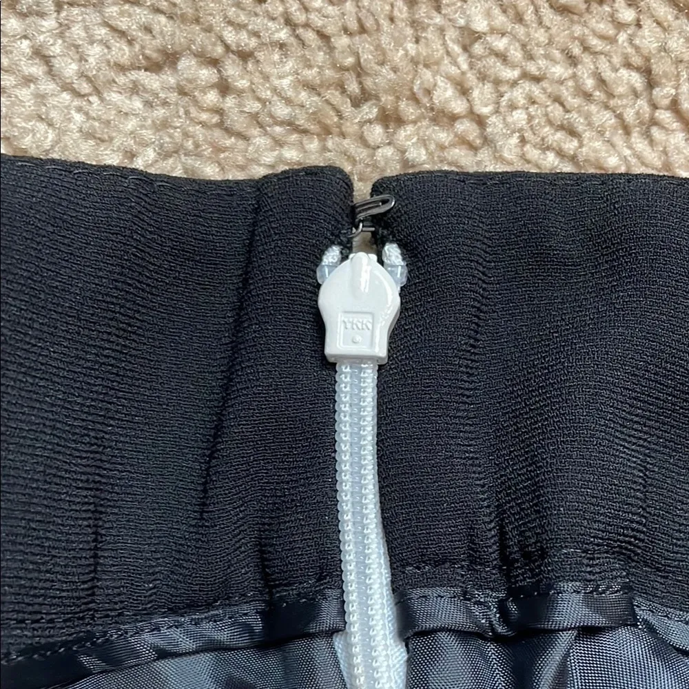 NWT J. Crew Women’s Knit White Black Tuxedo Chino Shorts - Image 8