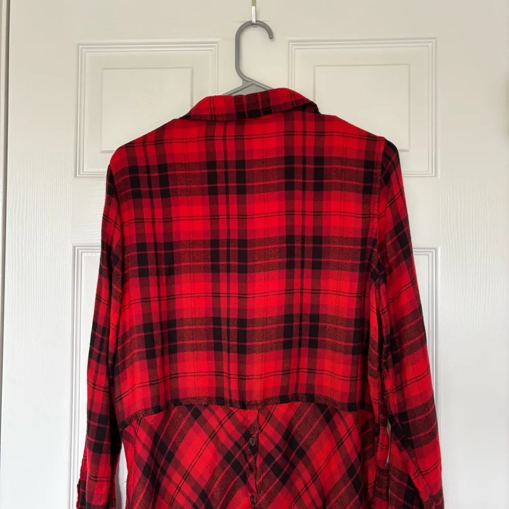 Lucky Brand Red and Black Plaid Flannel Shirt Size Large - Image 8