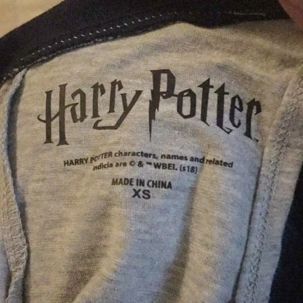 NWOT  Gryffindor Quidditch Seeker Tank Top Muscle Tee Sleeveless New - Image 4