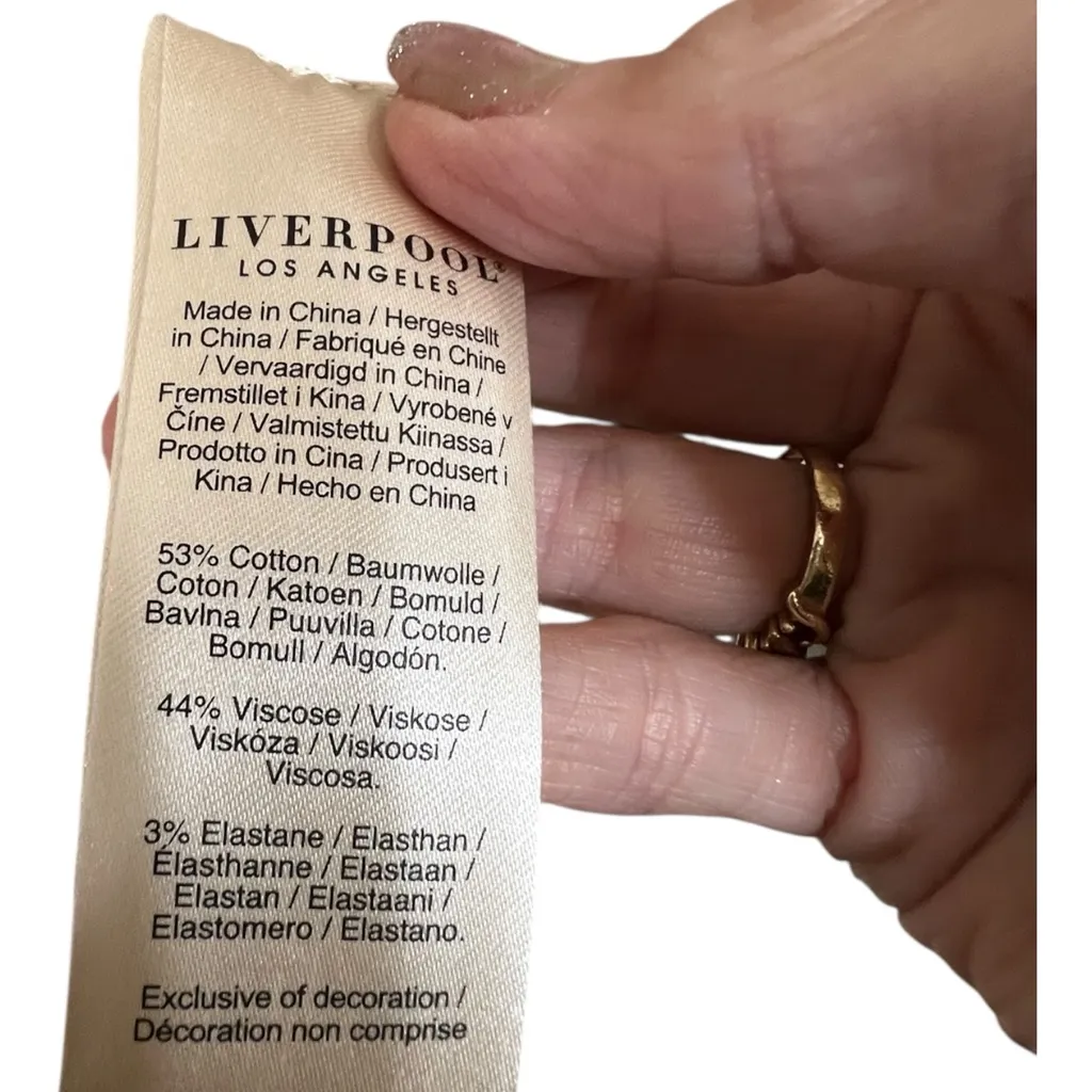 Liverpool Women's Beige Blazer - Image 3