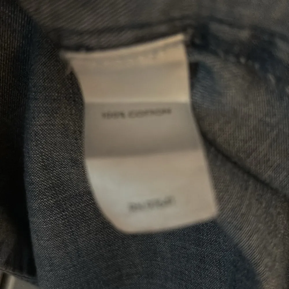 J. Jill Denim Pleated Blouse Size Small Blue Chambray Pintuck Button Down Blouse - Image 8