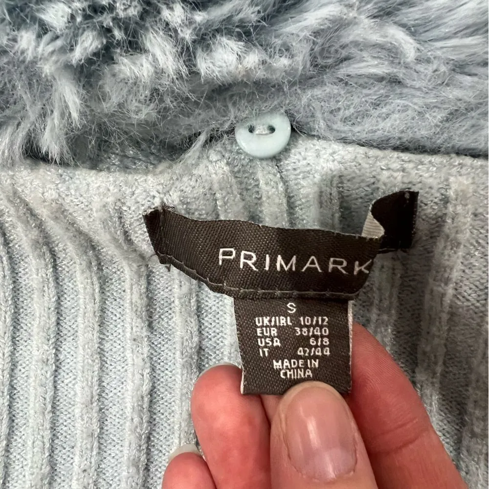 Primark women’s blue faux fur and ribbed fabric  jacket - Image 6