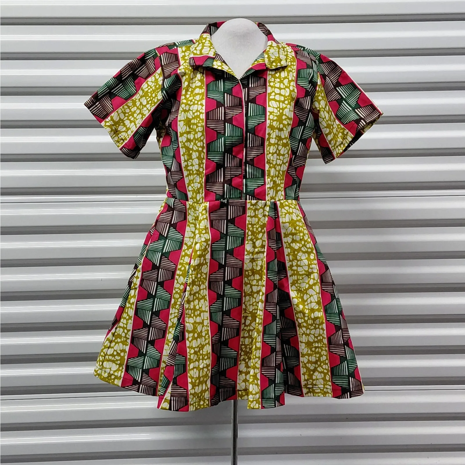 The Oula Company Womens Shirt Dress Small Ankara African Print Bold Artsy Flare Yellow - Image 2