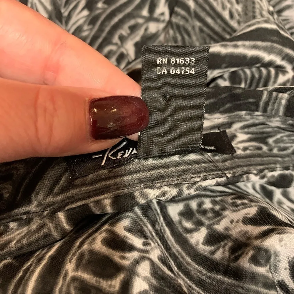 Kenneth Cole New York Sheer Black & White Blouse Size ‎ XS - Image 3