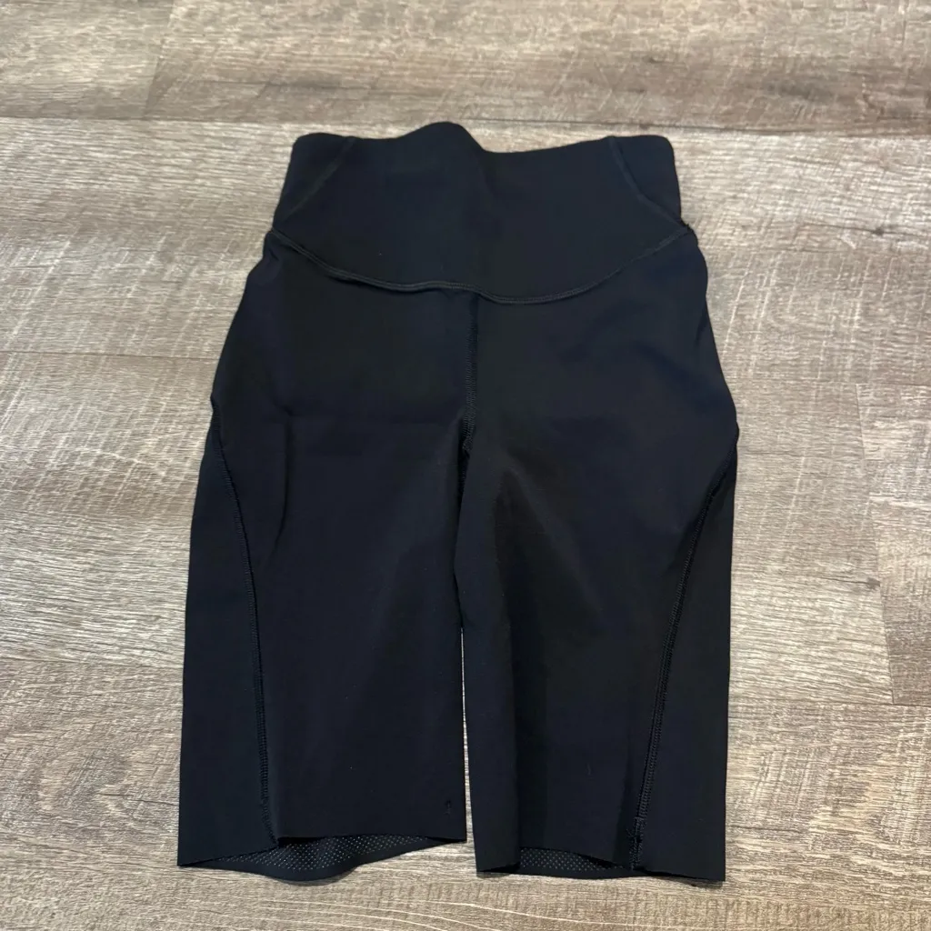 Lululemon Black Base Pace High-Rise Short 8” - Image 4