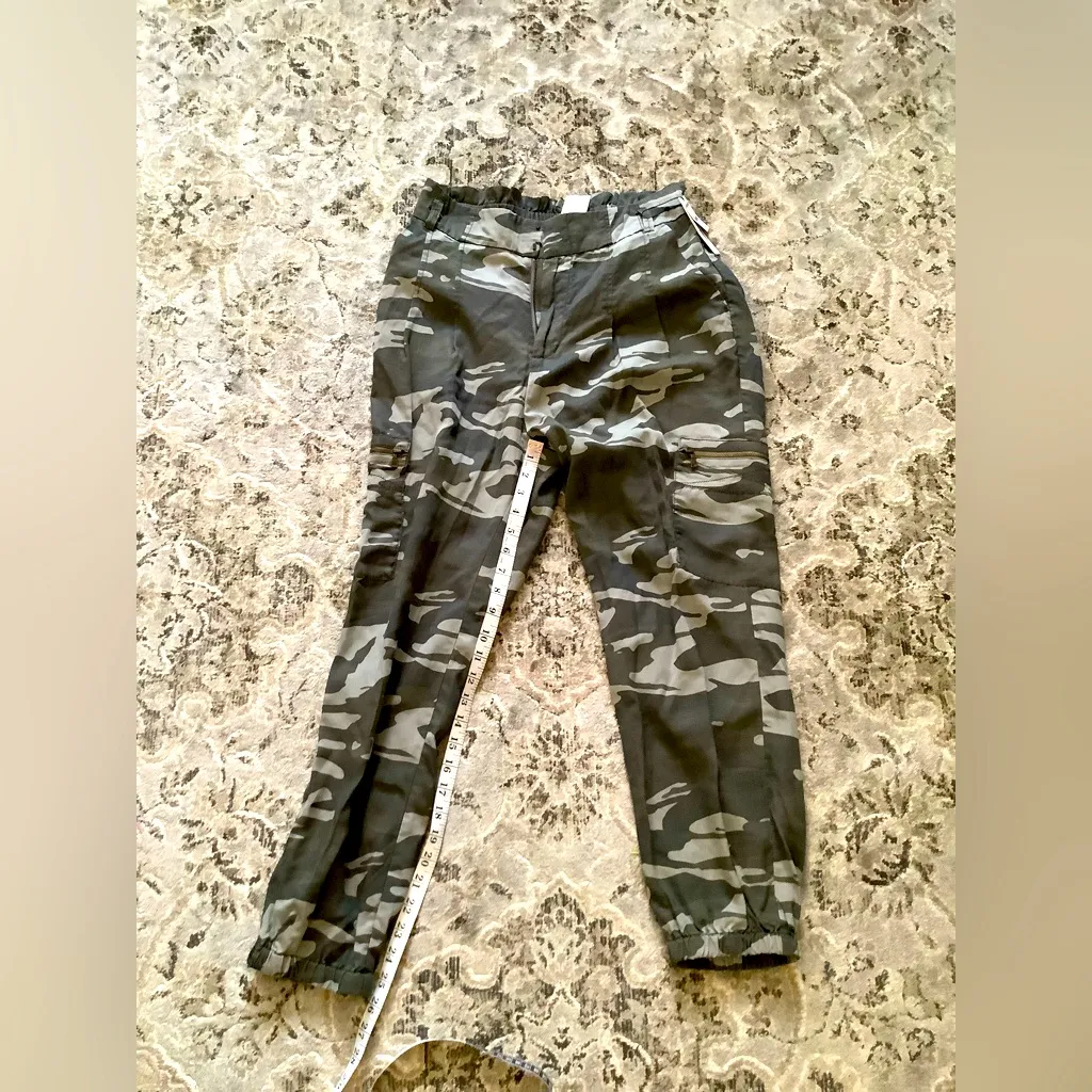 Casual comfy modern joggers NWT - Image 9