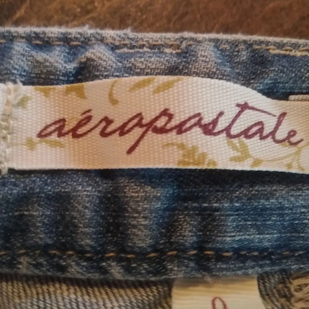 Aeropostale Chelsea Boot Cut Distressed Jeans 0 - Image 4