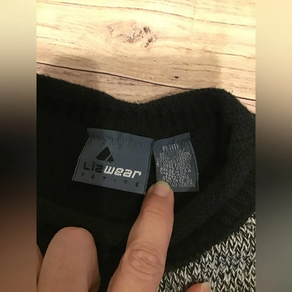 Lizwear black and white vintage striped crewneck sweater -petite - Image 2