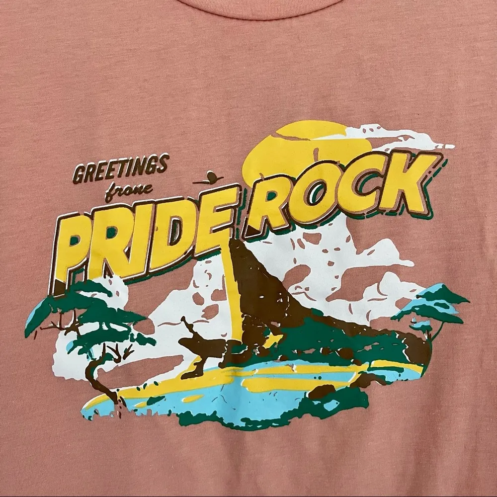 ROMWE Lion King Pride Rock Cropped Tee - Image 4