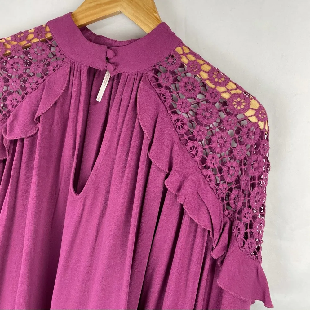 Free People Little Bit of Love Crochet Flowy Top - Image 9