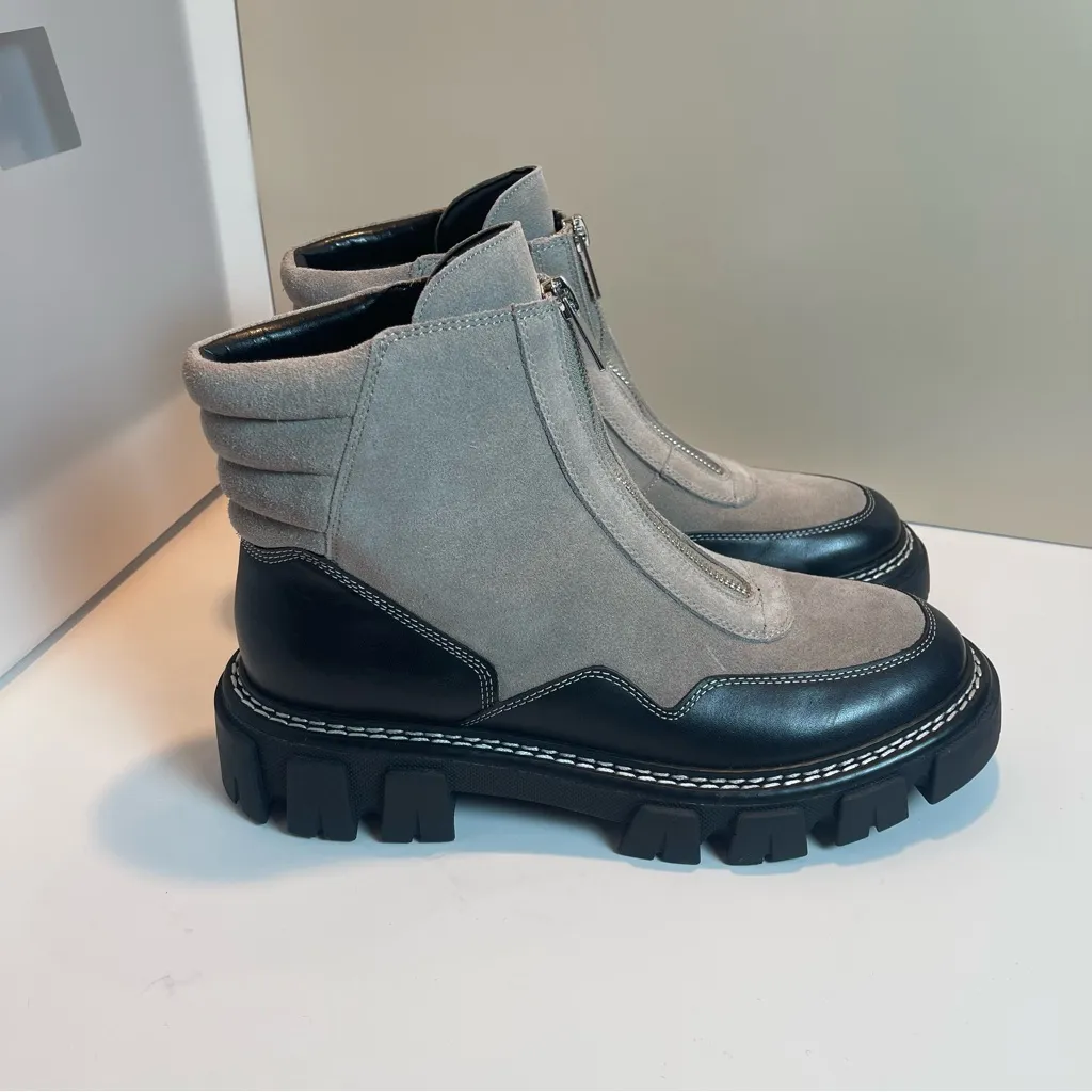 Marc Fisher Deric Lug Sole Bootie In Grey/Black Suede Leather Sz 8 NEW - Image 11